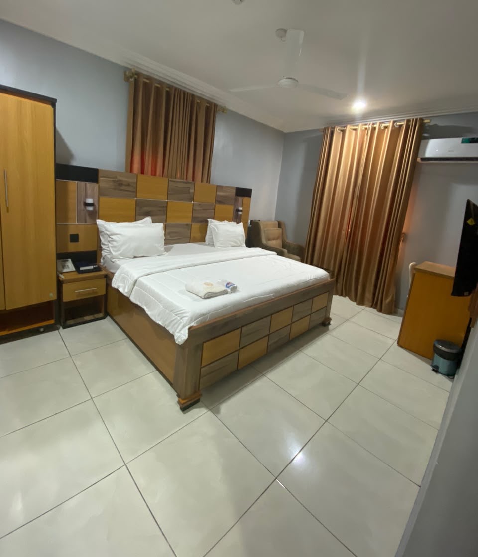 D-Mond's Hotel & Suite photo 10