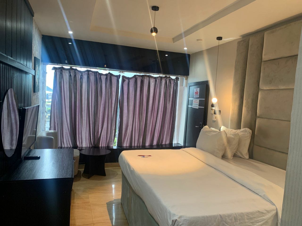 Everlynx Hotel and Suites photo 4