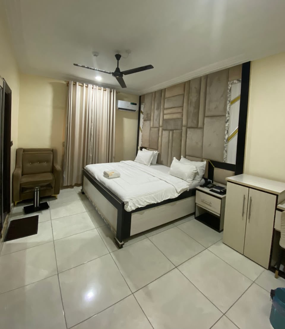 D-Mond's Hotel & Suite photo 6