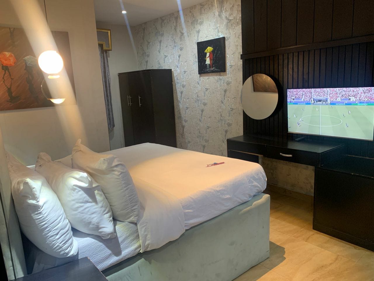Everlynx Hotel and Suites photo 6