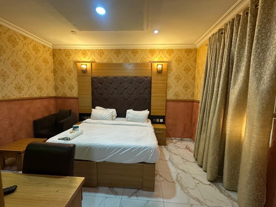 Goldstep Hotels photo 5