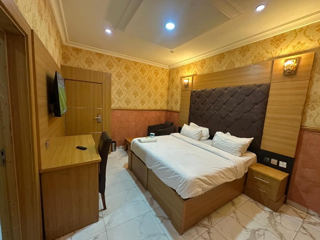 Goldstep Hotels photo 7