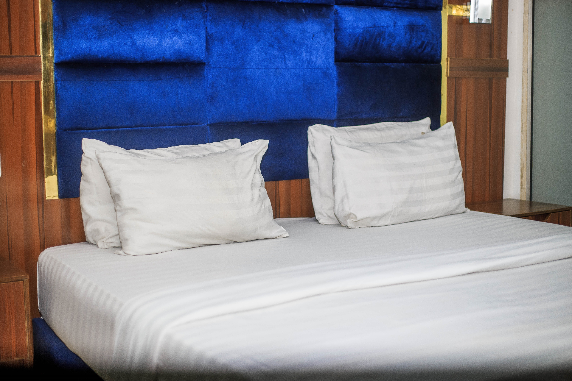 Kelly Continental Hotel photo 5